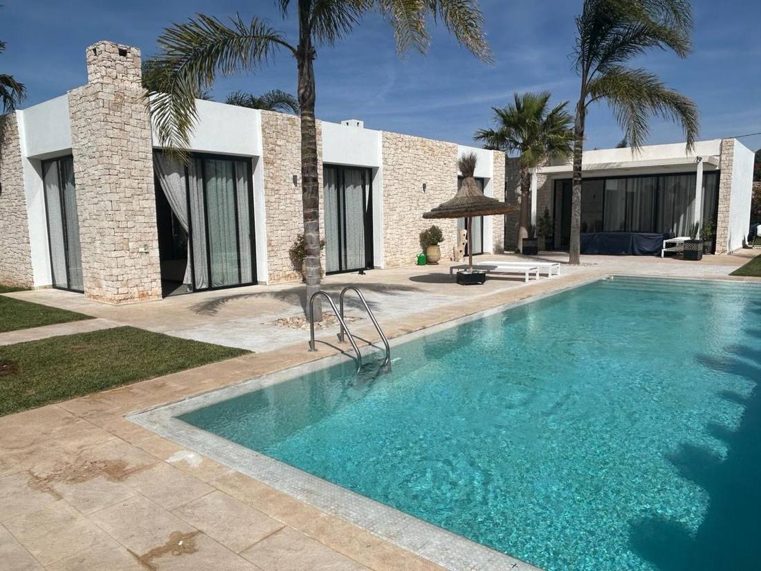 Villa Zubair